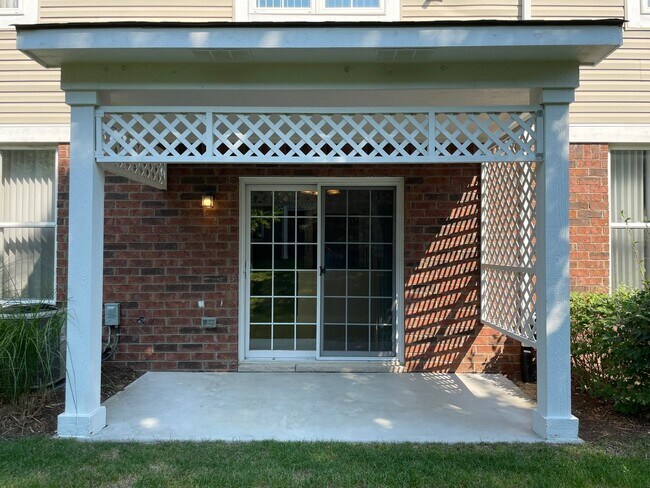 Building Photo - 6145 Windemere Dr