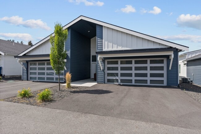 Building Photo - 714 N Arties Rd
