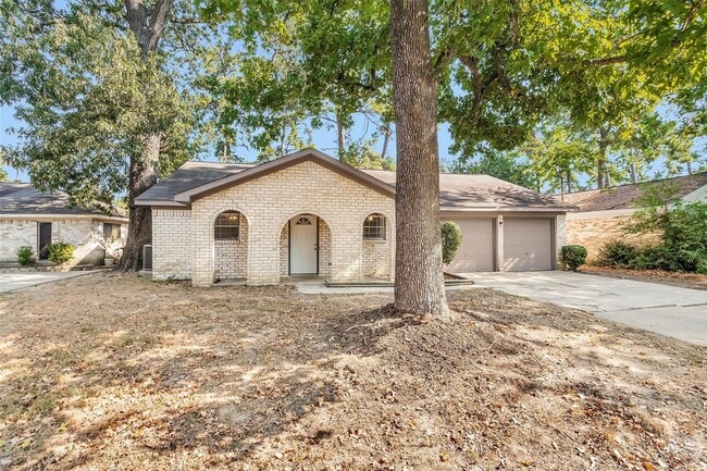 Building Photo - 23914 Spring Gum Dr