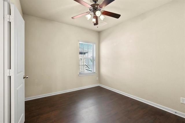 Building Photo - 424 Chester Dr