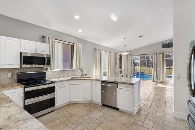 Building Photo - 1140 SW 150th Terrace