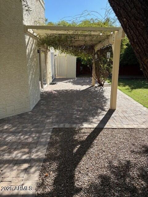 Building Photo - 8437 E San Benito Dr