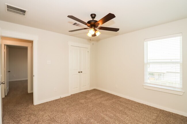 Building Photo - 15418 Formaston Dr