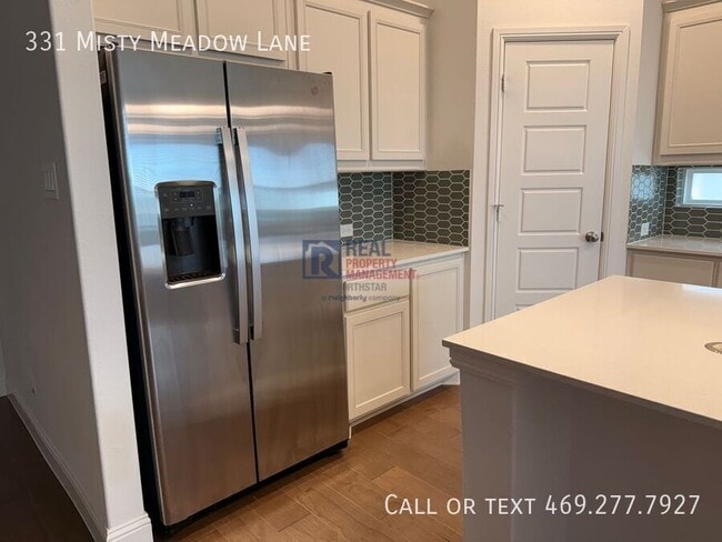 Building Photo - 331 Misty Mdw Ln