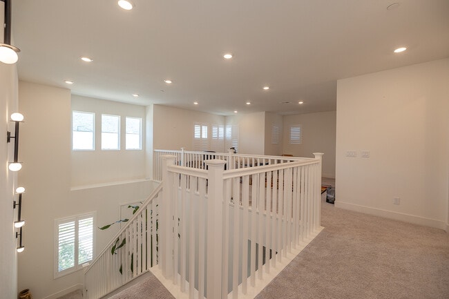 Building Photo - 1381 Porpor Ct