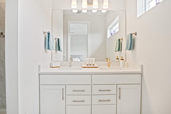 Building Photo - 1862 Tarni Way