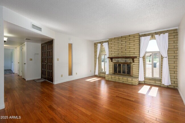 Building Photo - 17316 Valloroso Dr