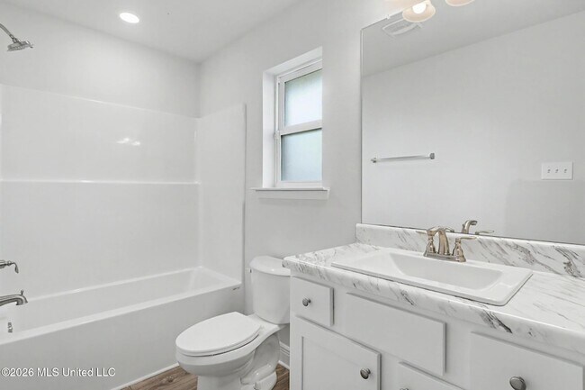 Building Photo - 14027 Oak Arbor Dr