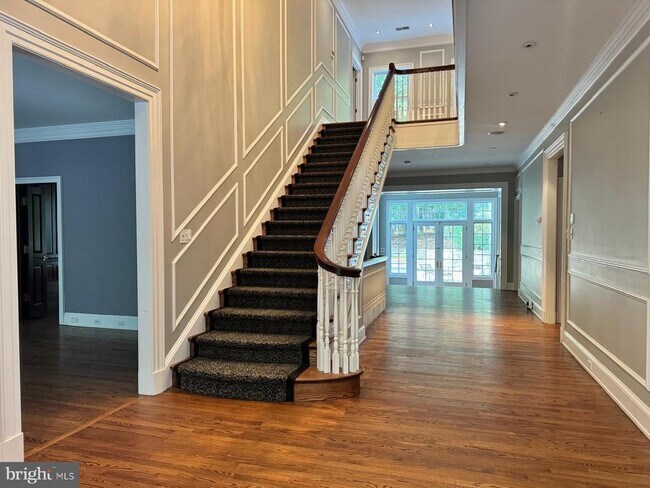 Building Photo - 10856 Patowmack Dr