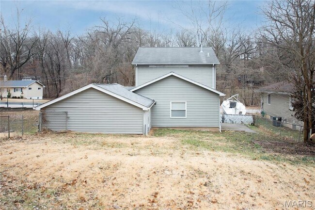 Building Photo - 14 Jefferson Ave