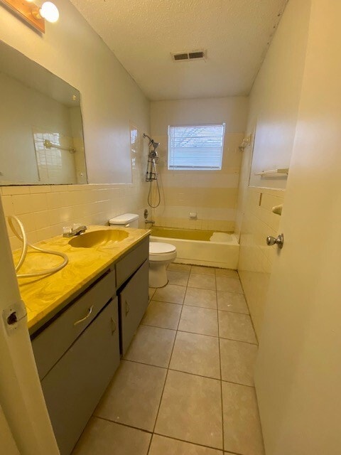 Building Photo - 1702 Kimbrough St