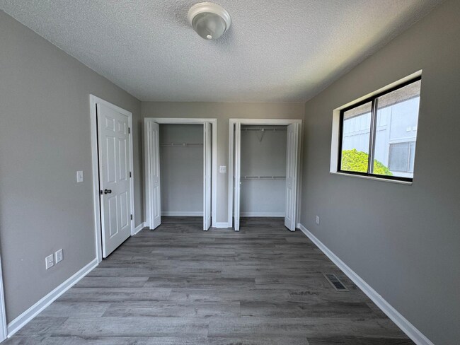 Building Photo - 4807 Little River Rd