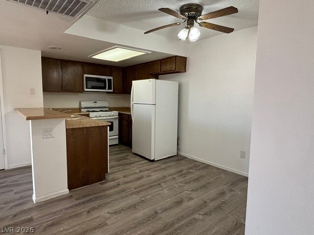 Building Photo - 3780 Desert Marina Dr