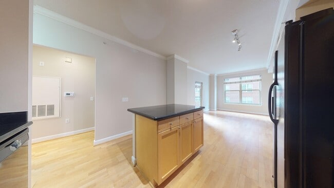 Building Photo - 1441 Rhode Island Ave NW