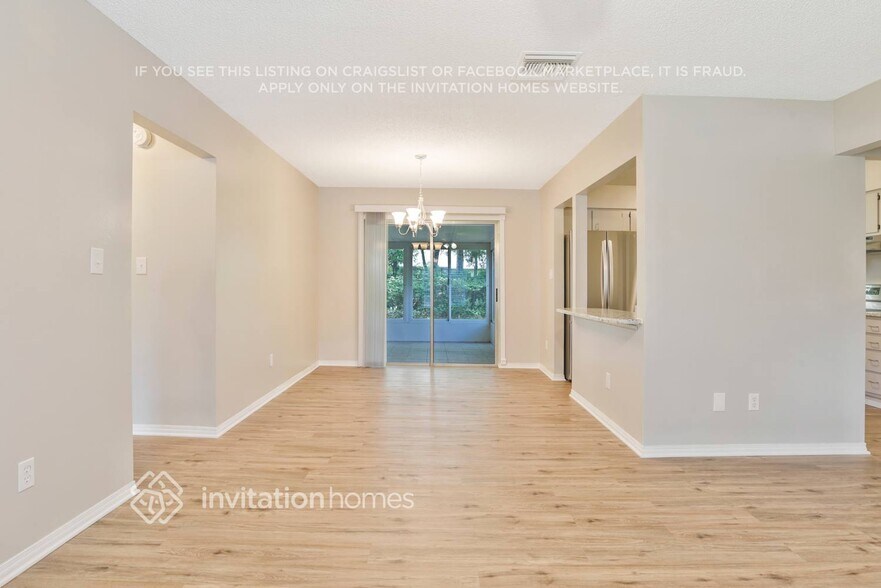 Building Photo - 2313 Dunbury Ct