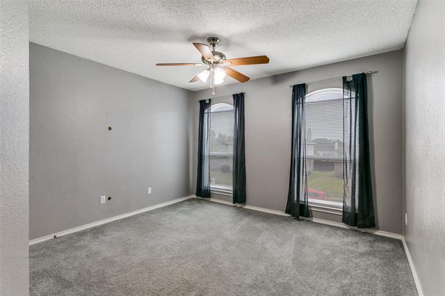 Building Photo - 307 Pointer Pl