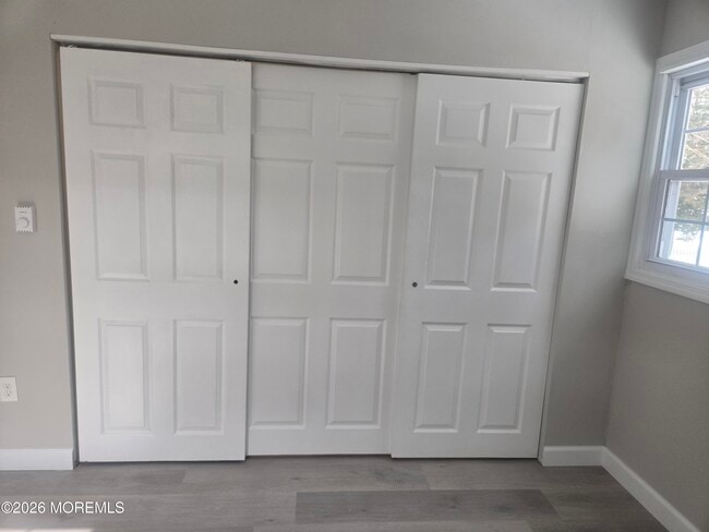 Building Photo - 361 Constitution Dr