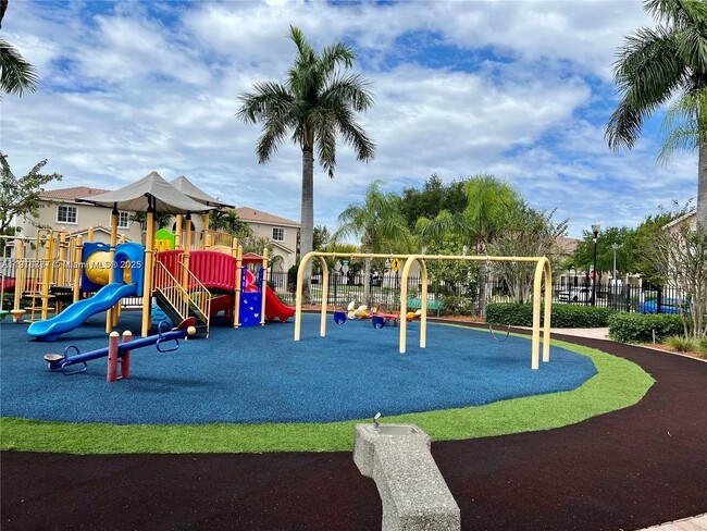 Building Photo - 27616 SW 142nd Ave