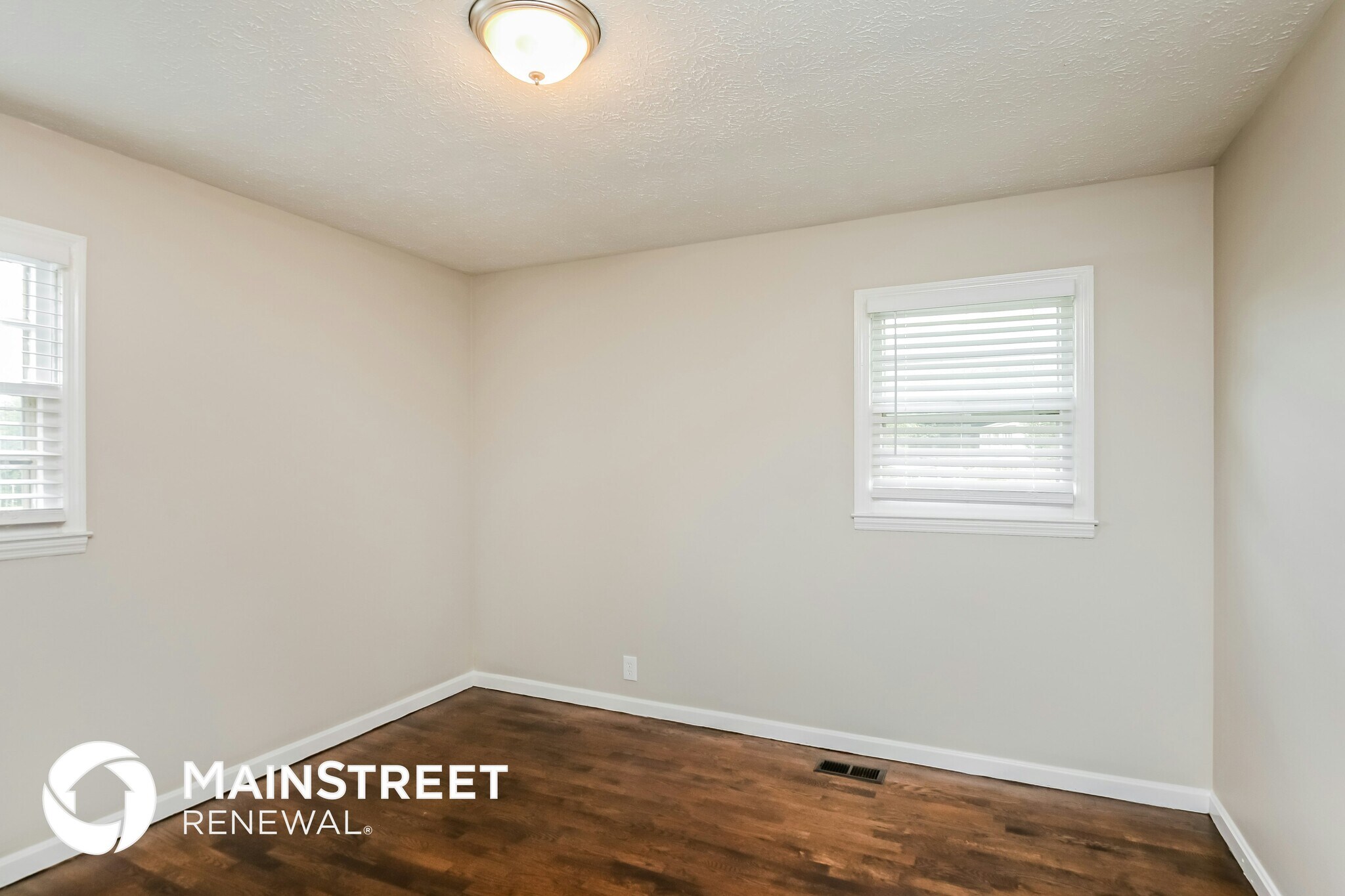 Building Photo - 2309 Stephens Cir