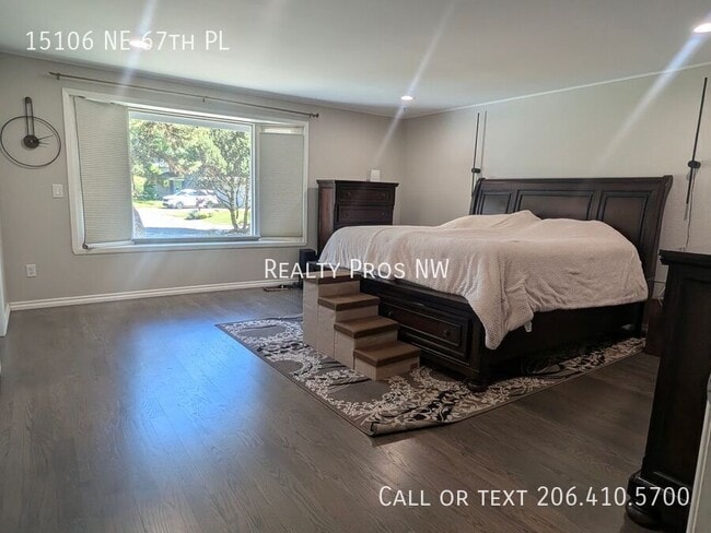 Building Photo - 15106 NE 67th Pl