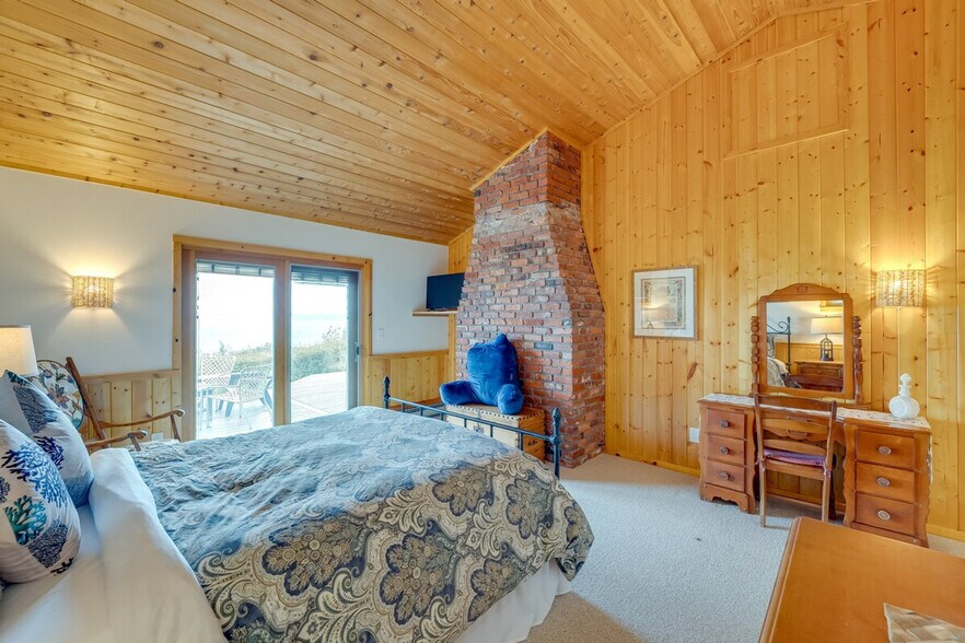 Building Photo - 474 Vista Rd