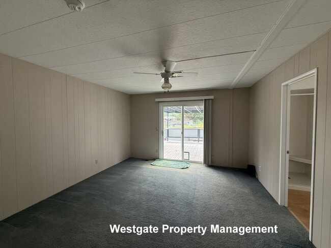 Building Photo - Beautiful Modern 2/2 Country Home - 985 Eastman Lane