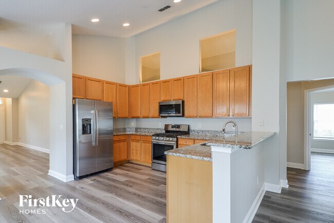 Building Photo - 14744 Falling Waters Dr
