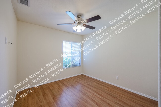 Building Photo - 1218 W Rose Marie Ln