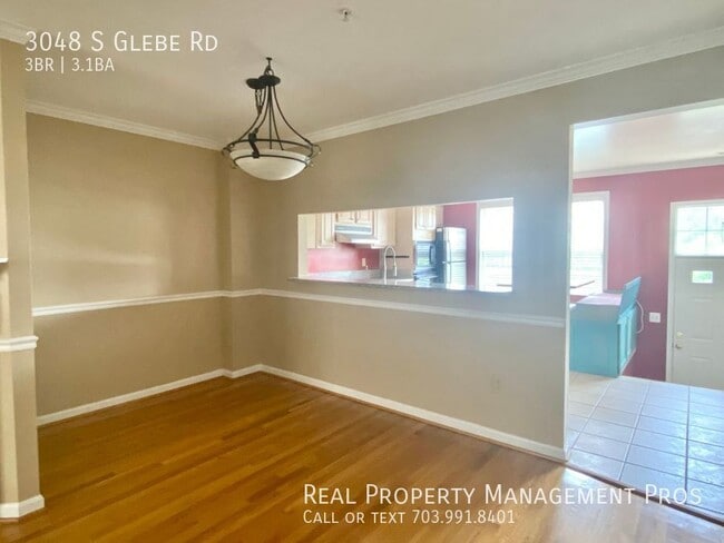 Building Photo - 3048 S Glebe Rd