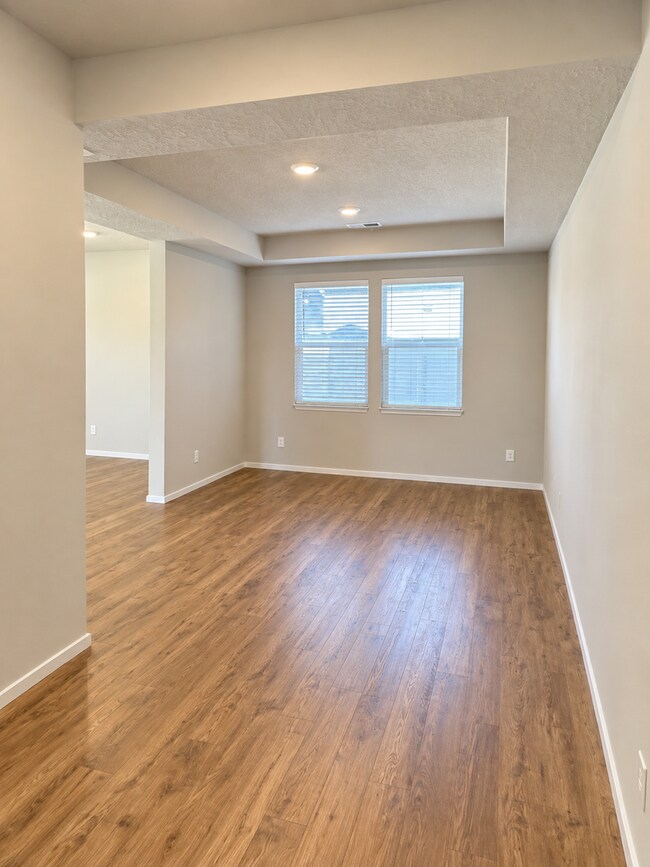 Building Photo - 8218 S Allora Ct