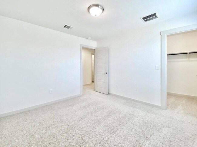 Building Photo - 1837 Bonham Ln