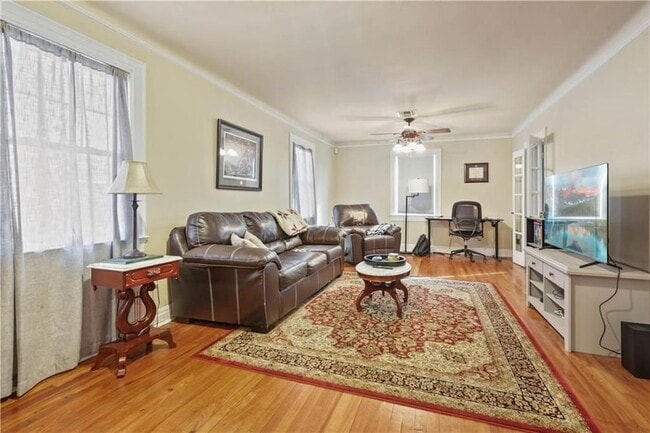 Building Photo - 508 N Labarre Rd