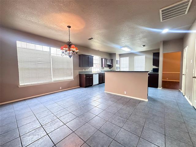 Building Photo - 8801 Vernon Ct