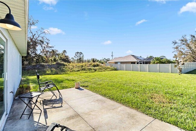 Building Photo - 6771 Topeka Ln