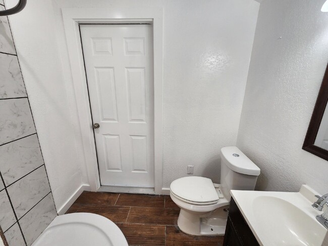 Building Photo - Updated 1-Bedroom Home with Spacious Yard ...