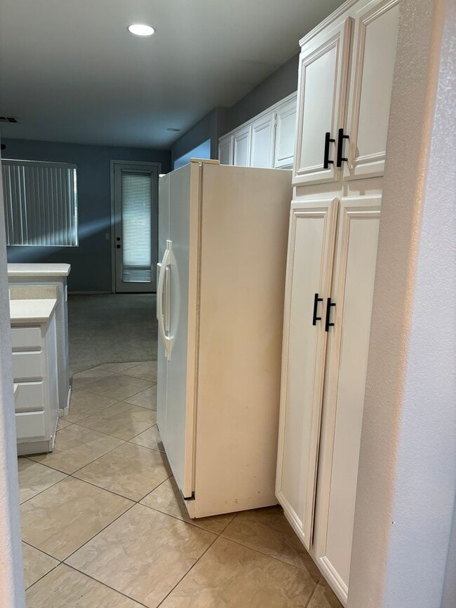 Building Photo - Wonderful single story rental in the heart of Summerlin