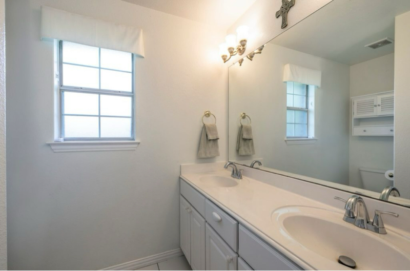 Building Photo - 7501 Diamond Springs Tr