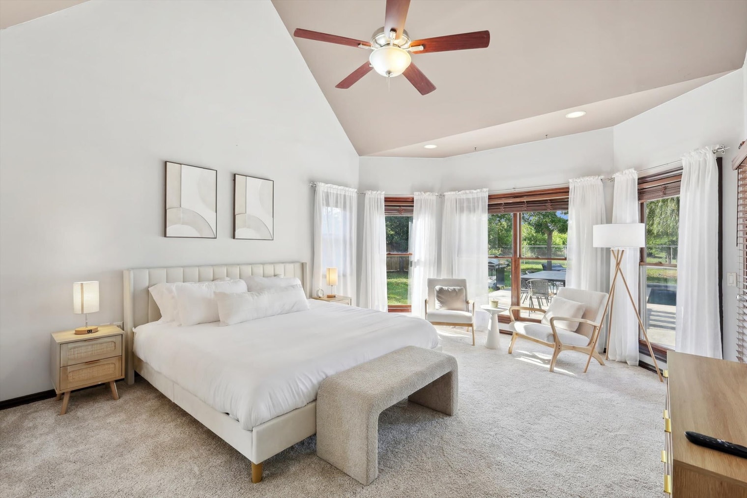 Building Photo - 12161 Hill Country Cir