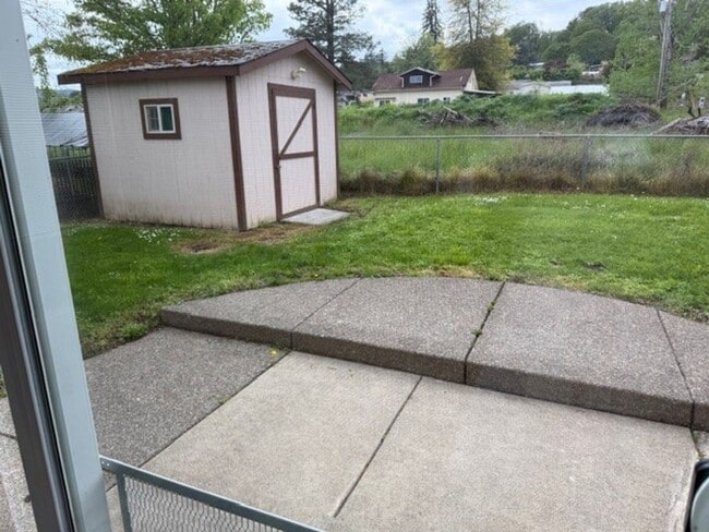 Building Photo - ? Newly Remodeled 3 Bedroom, 2 Bath Home in Monroe, Oregon ?