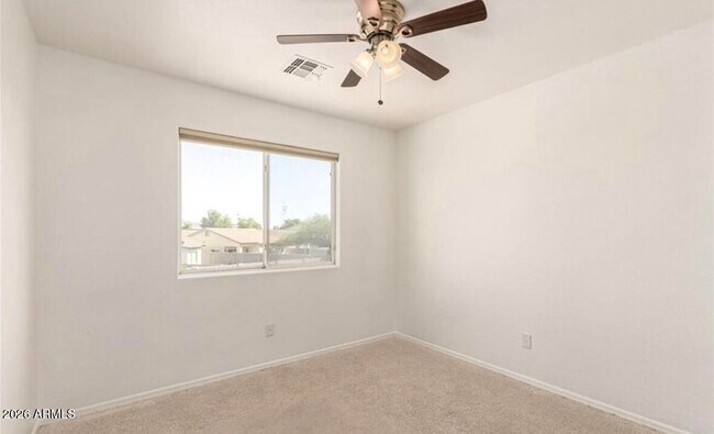 Building Photo - 11625 W Monroe St