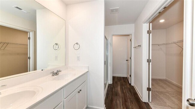 Building Photo - 12006 Crosswicks Rd