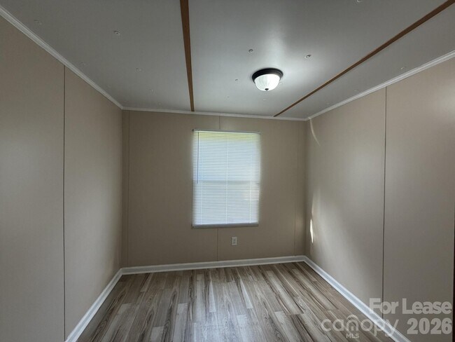 Building Photo - 118 Ricks Ln