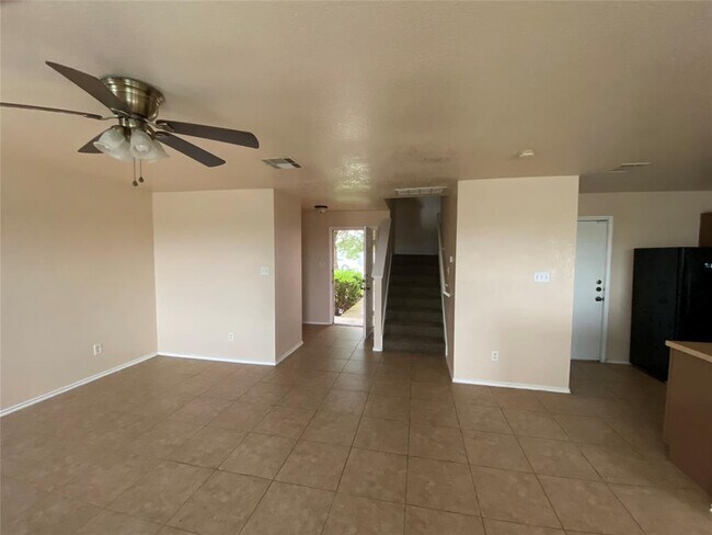 Building Photo - 12840 St Mary Dr