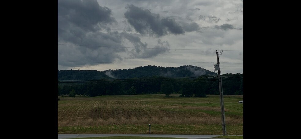 Building Photo - 13311 Bennettsville Rd