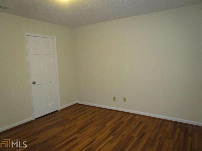 Building Photo - 4920 Rockmart Rd SE