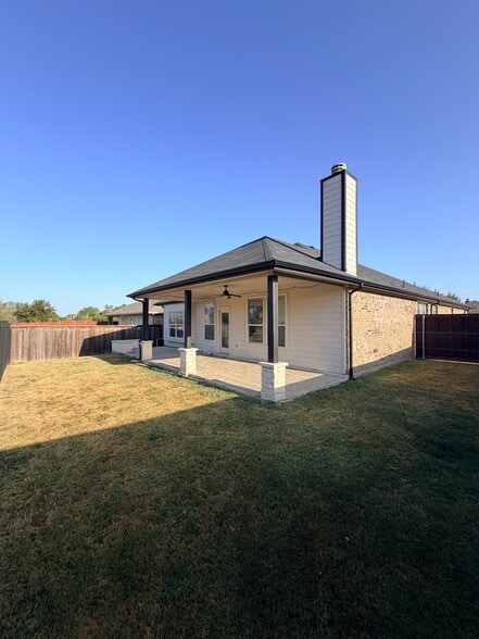 Building Photo - 14805 Little Anne Dr