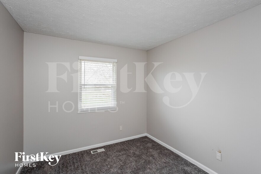 Building Photo - 418 Andrea Dr