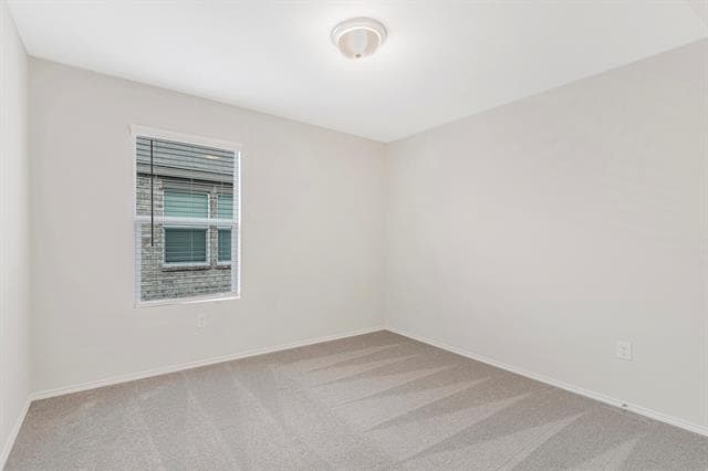 Building Photo - 345 Huntley St