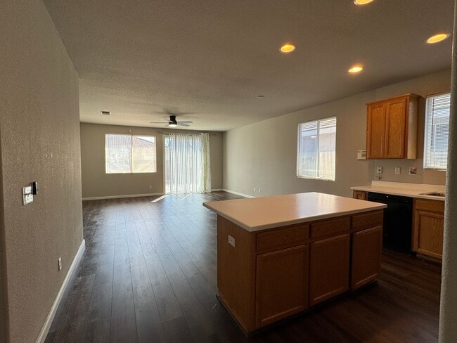 Building Photo - COMING SOON! Four Bed, Two Bath Home Close to Hwy 99 and Stockton Airport