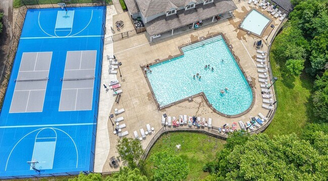 Building Photo - 109 Fieldcrest Ct